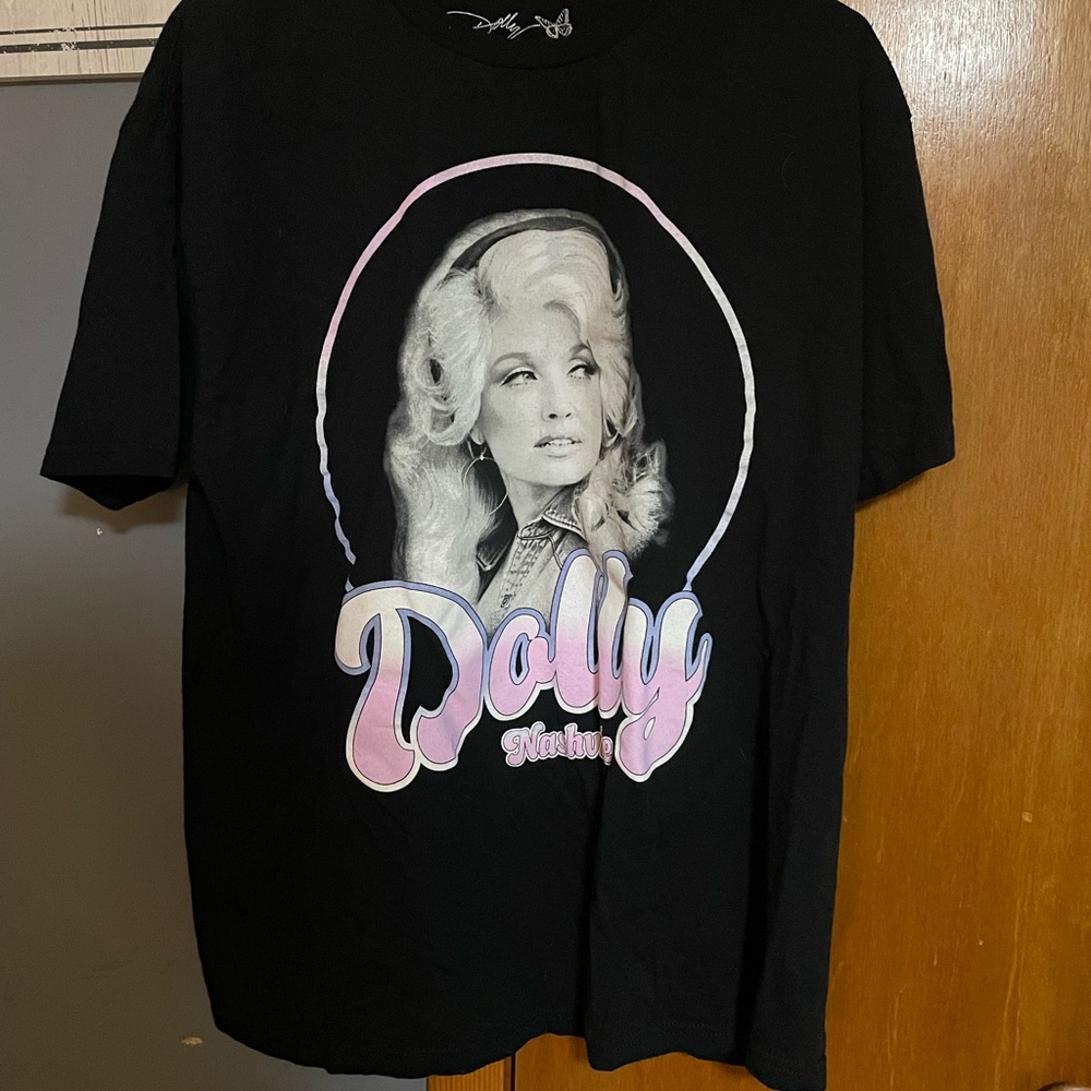 Black Graphic T-Shirt with Dolly Design